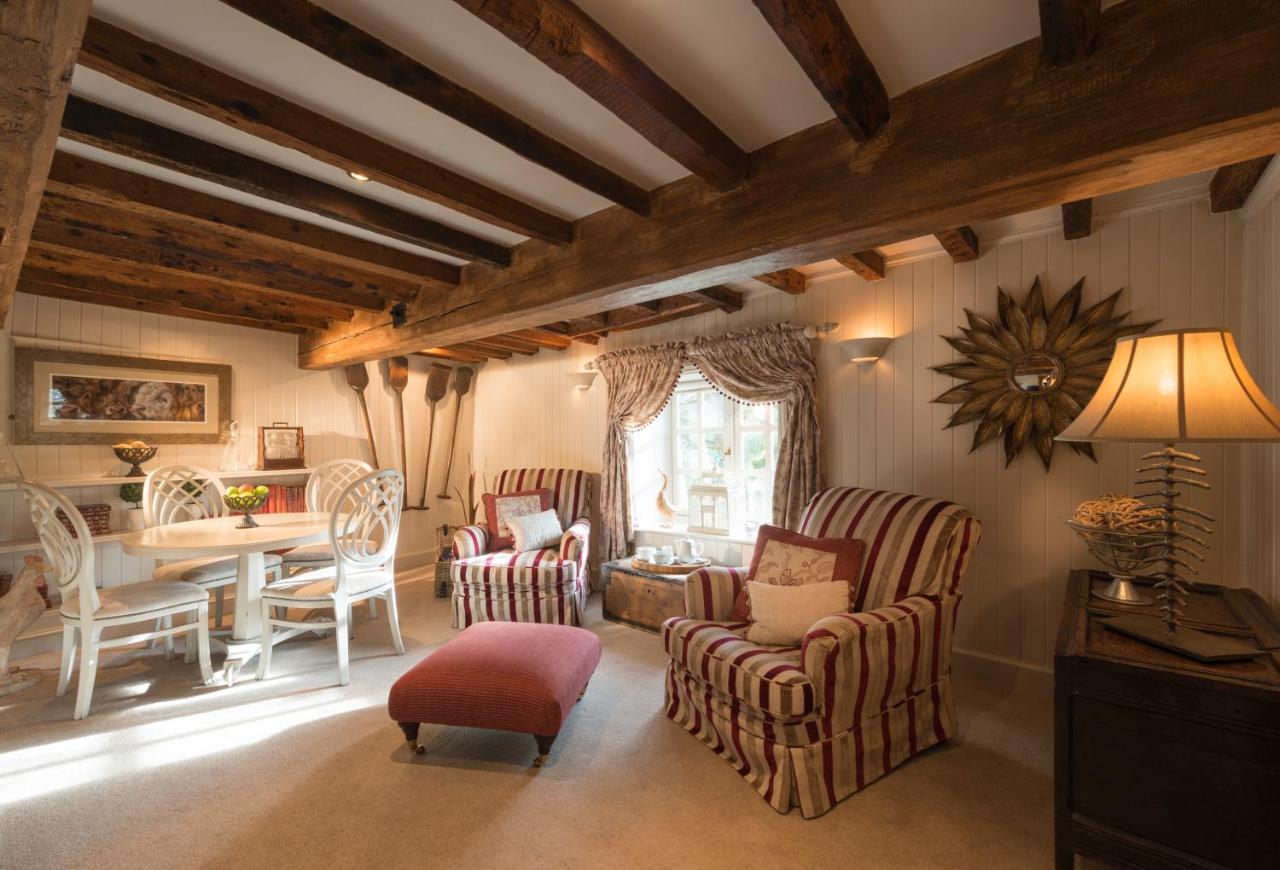 The Old Mill Otel Lymington Dış mekan fotoğraf