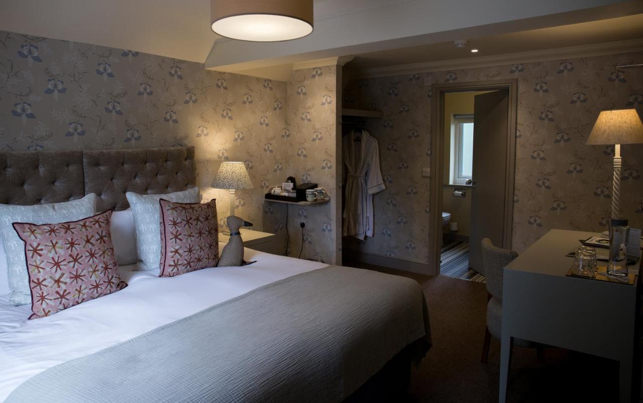 The Old Mill Otel Lymington Dış mekan fotoğraf